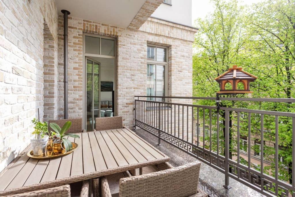 Jogailos Residence Peaceful Old Town Luxury 3 Bdr, 2 Bthr, Free Garage, Top-Speed Wifi VNO Exterior photo